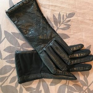 Black Leather Gloves - S (Narrow)